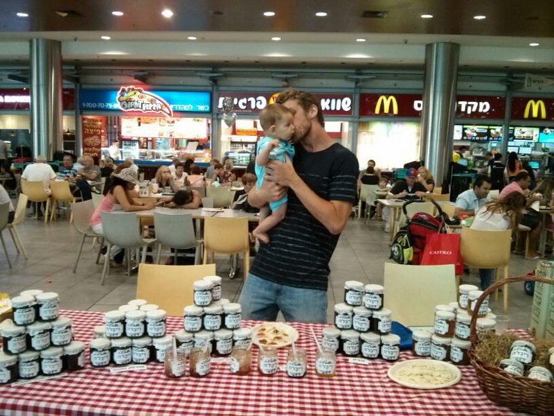 דוכן מכירה מתחילת הדרך